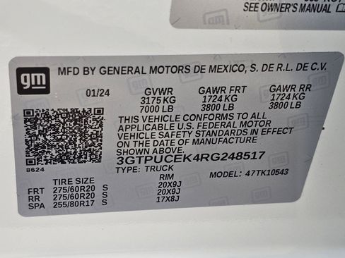 Used 2024 GMC Sierra 1500 Elevation w/ LPO, Elevation Black Package image 30