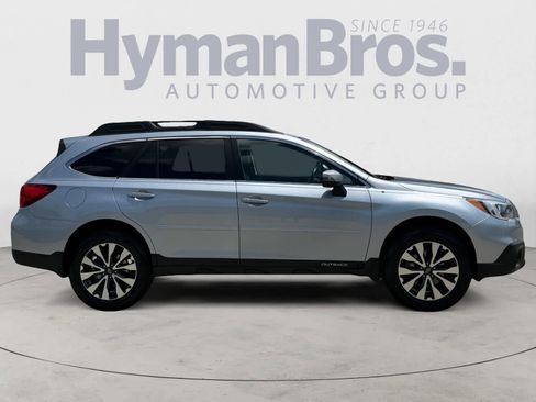 Used 2016 Subaru Outback 2.5i Limited AWD/4WD image 2