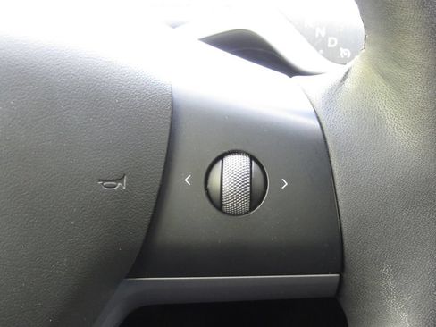 Used 2022 Tesla Model 3 RWD image 24