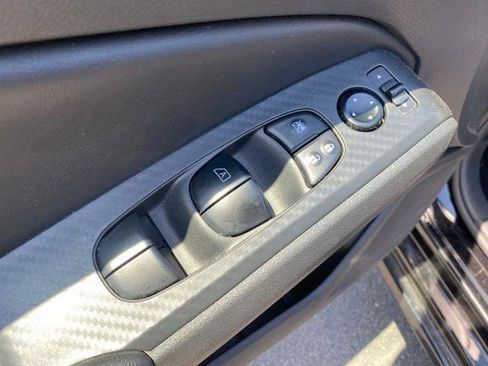 Used 2024 Nissan Altima 2.5 SV FWD image 13