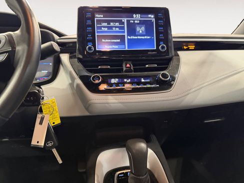 Used 2022 Toyota Corolla SE w/ Carpet Mat Package (TMS) image 12