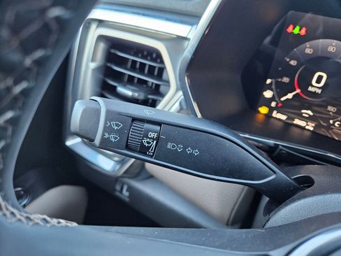 New 2026 GMC Canyon Denali image 13