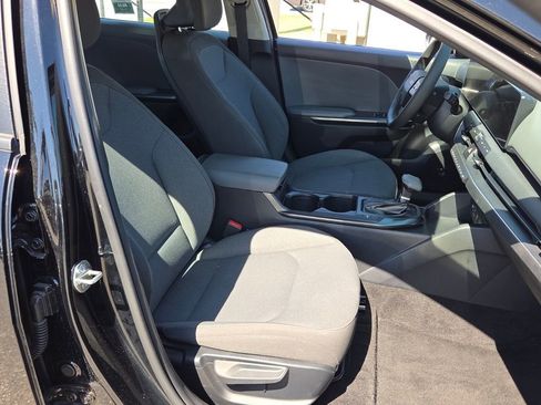 Used 2025 Kia K4 FWD image 15