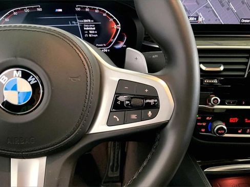 Used 2021 BMW 540i w/ M Sport Package image 19