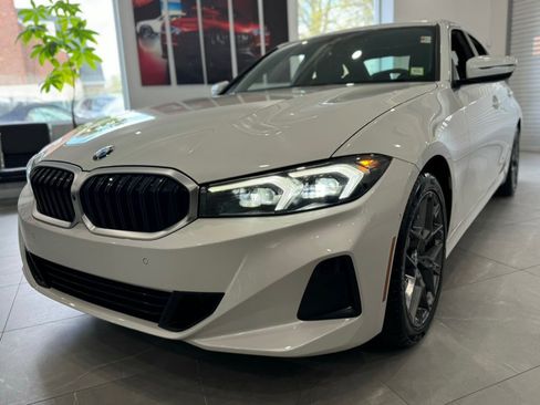 Used 2025 BMW 330i Sedan image 3