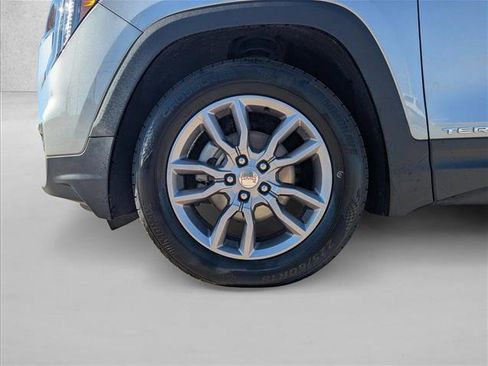 Used 2024 GMC Terrain SLT AWD/4WD image 21