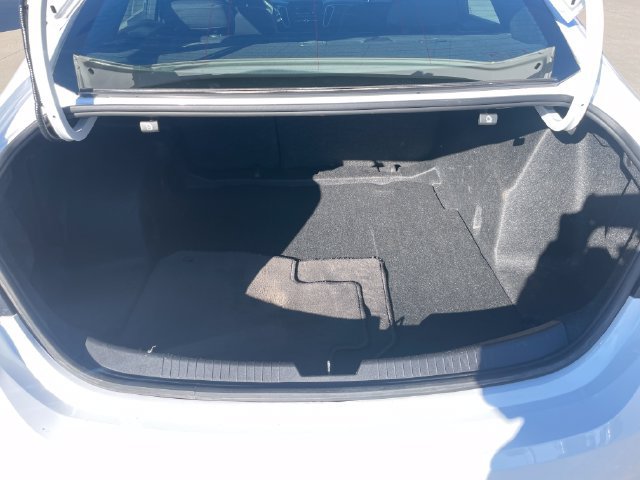 Used 2018 Chevrolet Malibu LS FWD image 32