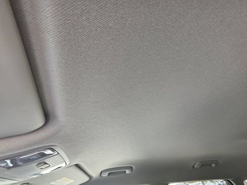 Certified 2025 Kia Soul LX w/ LX Technology Package FWD image 28