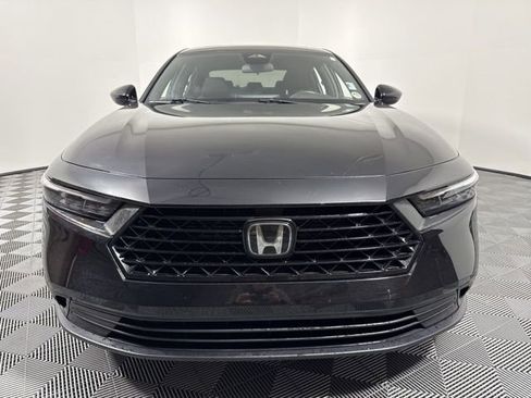 Used 2023 Honda Accord Sport image 12