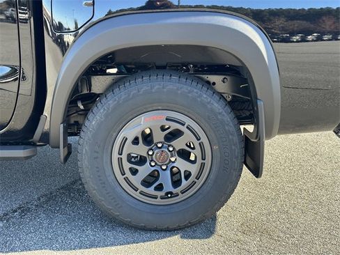 New 2026 Nissan Frontier PRO-4X image 14