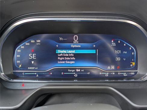 Used 2024 Chevrolet Suburban Premier image 32