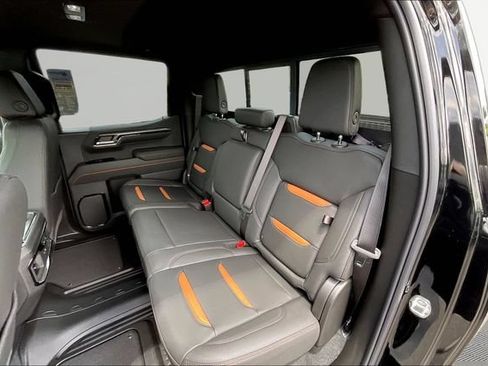 New 2026 GMC Sierra 1500 AT4 w/ AT4 Premium Package AWD/4WD image 10