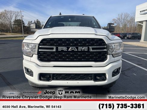 Used 2024 RAM 2500 Big Horn w/ Sport Appearance Package image 3