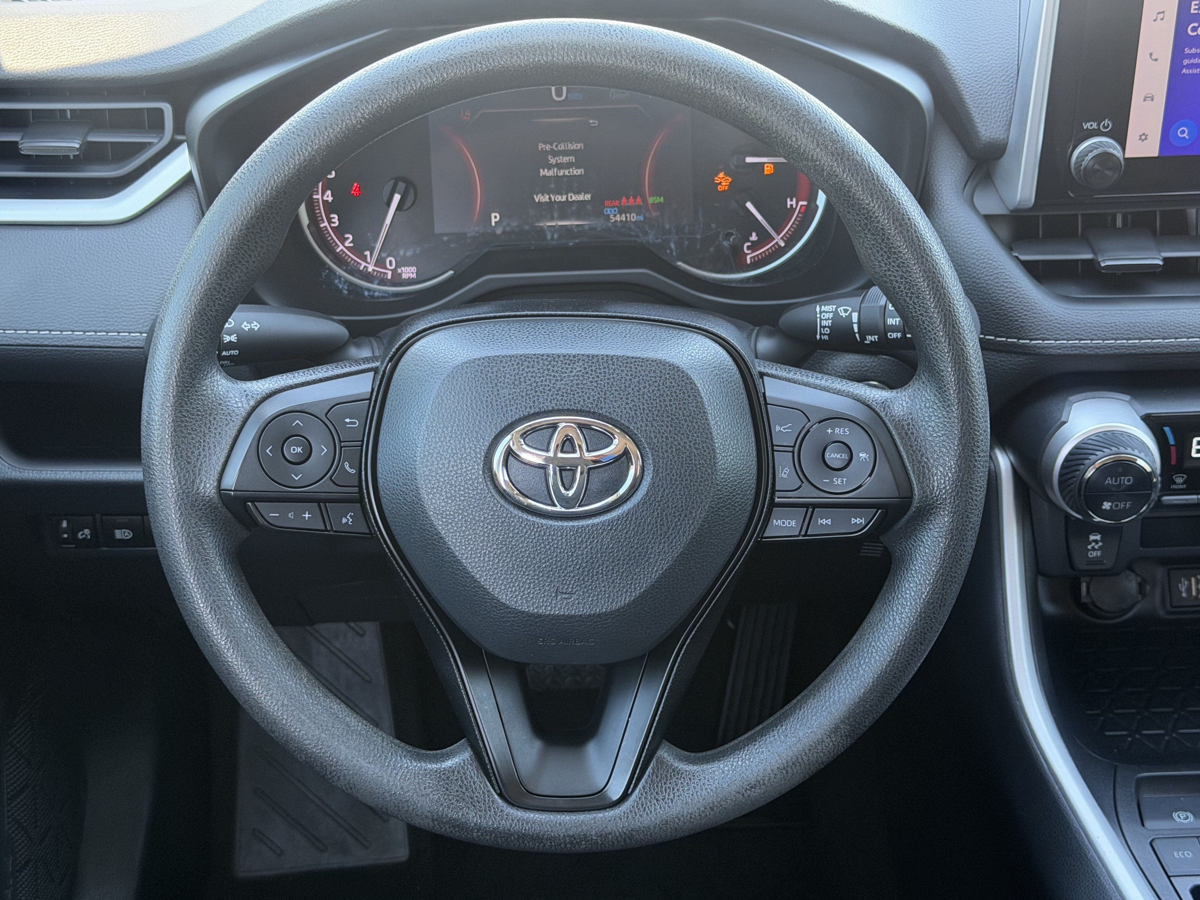Used 2023 Toyota RAV4 XLE FWD image 22