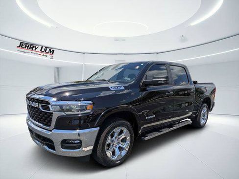 Certified 2025 RAM 1500 Big Horn AWD/4WD image 7
