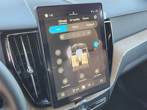 New 2026 Volvo XC60 B5 Plus w/ Protection Package Premier image 20