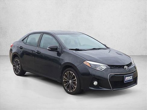 Used 2015 Toyota Corolla S image 3