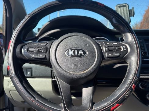 Used 2019 Kia Sedona EX w/ Paint Protection Package image 7