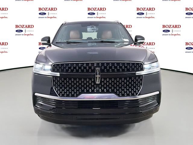 New 2026 Lincoln Navigator Reserve AWD/4WD image 2