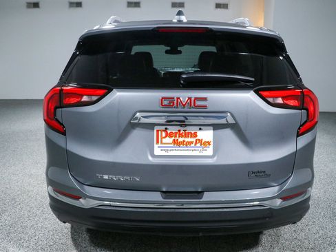 Used 2020 GMC Terrain SLT w/ Preferred Package FWD image 8