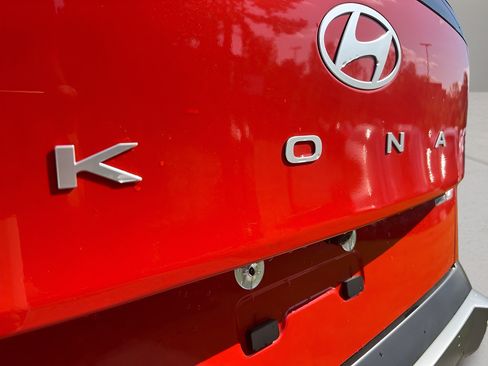 Used 2026 Hyundai Kona Limited AWD/4WD image 12