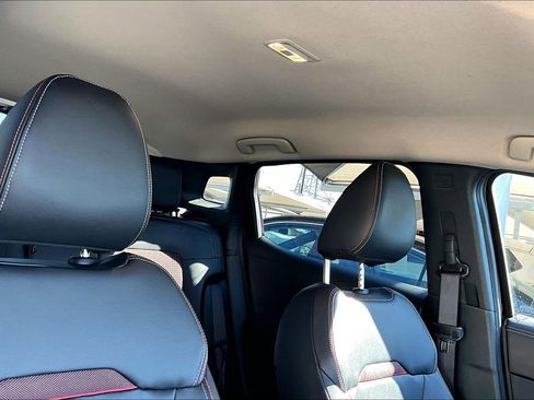 Used 2025 Nissan Kicks SR image 17