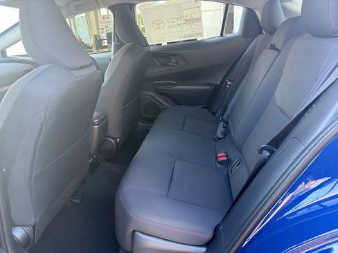 New 2026 Toyota Prius Plug-In Hybrid FWD image 15