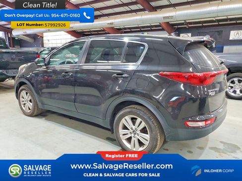 Used 2017 Kia Sportage LX AWD/4WD image 3