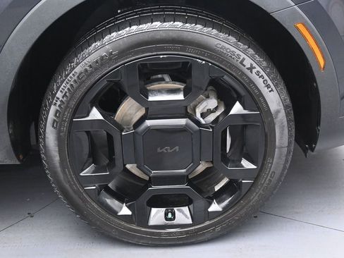 Used 2025 Kia Sorento X-Line EX image 36