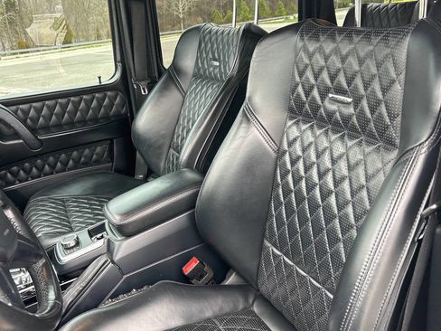 Used 2015 Mercedes-Benz G 63 AMG 4MATIC image 25