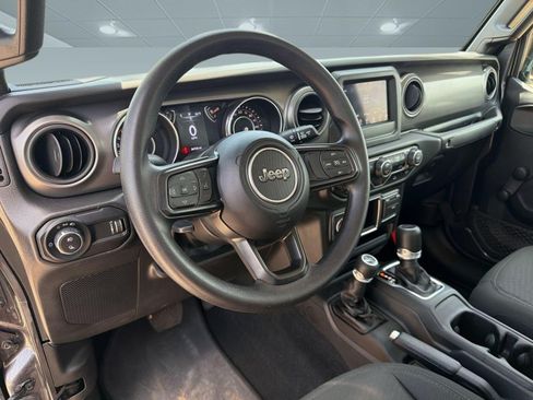 Used 2023 Jeep Gladiator Sport w/ Trailer Tow Package AWD/4WD image 4