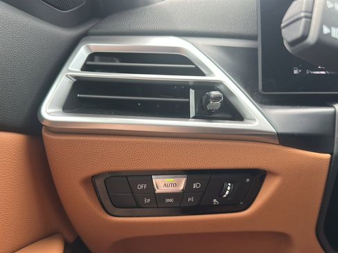 New 2025 BMW 330i Sedan w/ Premium Package image 26