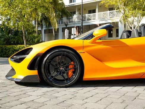 Used 2020 McLaren 720S Luxury image 13