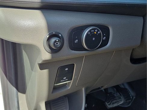 New 2026 Ford Transit 250 148 Medium Roof image 14