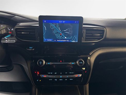 Used 2024 Ford Explorer ST-Line w/ Class IV Trailer Tow Package image 22