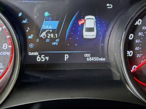 Used 2023 Toyota Camry XSE image 13