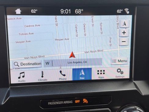 Used 2019 Ford F150 Lariat RWD image 11