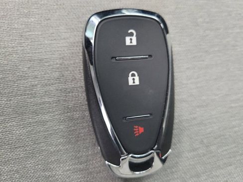 Used 2024 Chevrolet Equinox LT image 32