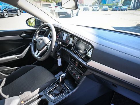 Used 2021 Volkswagen Jetta S image 19