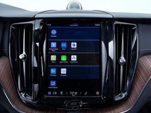 Used 2023 Volvo XC60 B6 Ultimate w/ Protection Package Premier image 24