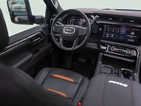 Used 2024 GMC Sierra 2500 AT4 w/ AT4 Premium Plus Package AWD/4WD image 29