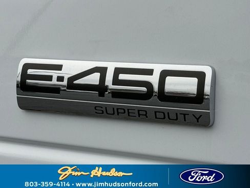 New 2026 Ford E-450 and Econoline 450 Super Duty w/ Power Equipment Group image 9