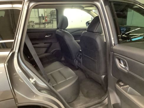 Used 2026 Nissan Rogue SL AWD/4WD image 18
