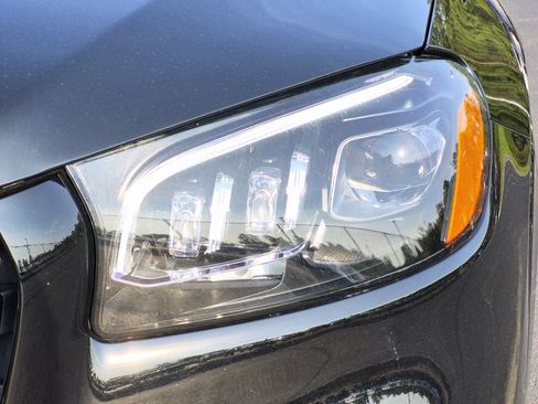 Certified 2024 Mercedes-Benz GLS 450 4MATIC image 6