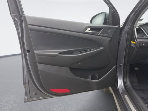 Used 2018 Hyundai Tucson Limited AWD/4WD image 9