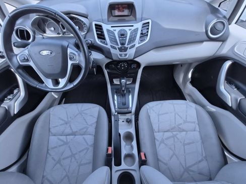 Used 2013 Ford Fiesta SE FWD image 15