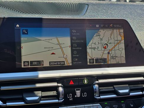 Used 2020 BMW 330i Sedan w/ Convenience Package RWD image 25