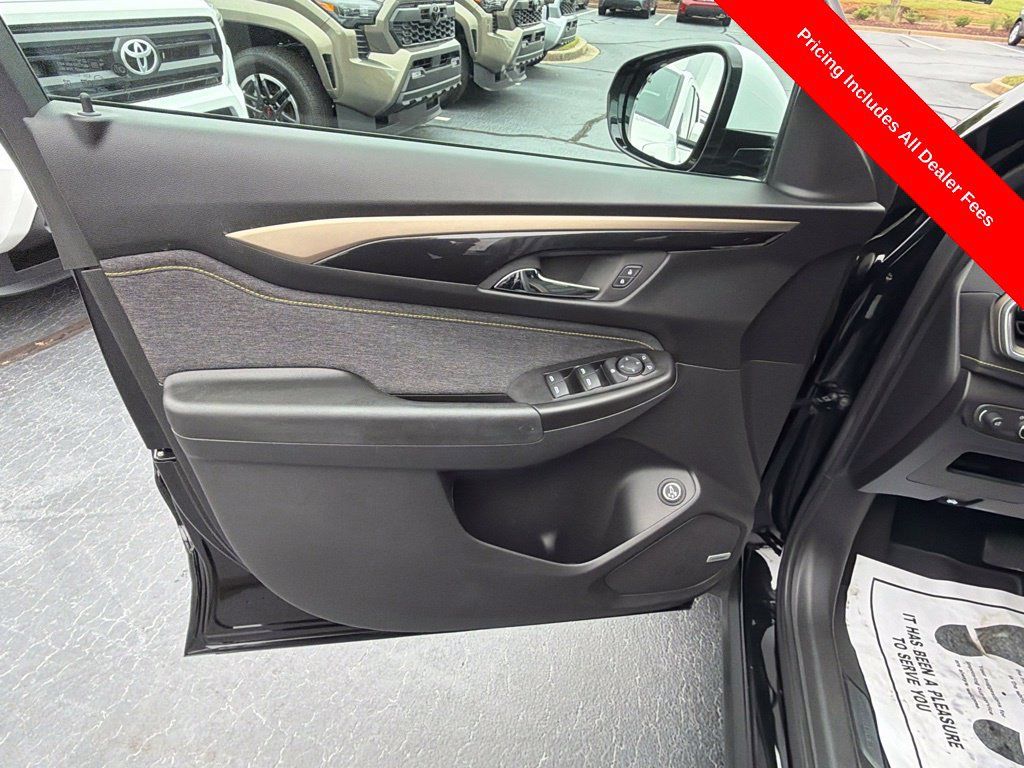Used 2024 Chevrolet TrailBlazer ACTIV w/ Convenience Package FWD image 16