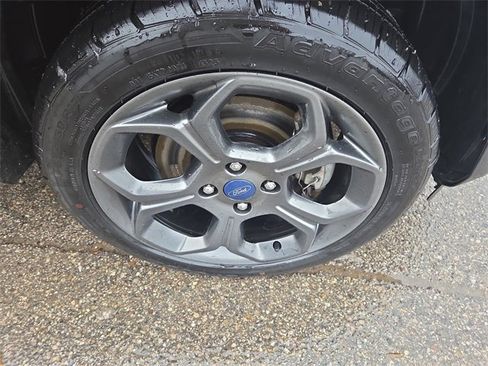 Certified 2018 Ford EcoSport SES w/ SES Cold Weather Package image 11