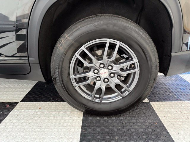 Used 2025 GMC Acadia Elevation AWD/4WD image 12